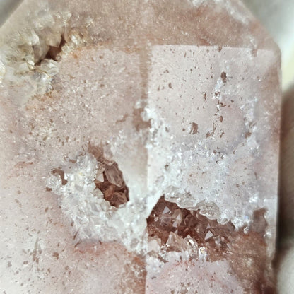 Tour d'améthyste rose – Qualité A – 261 g | Brésil