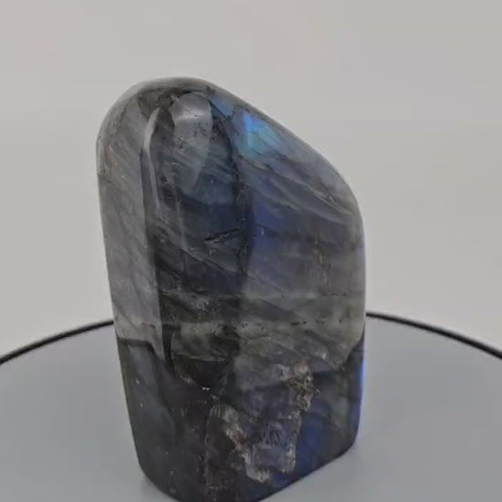 Labradorite high quality freeform video