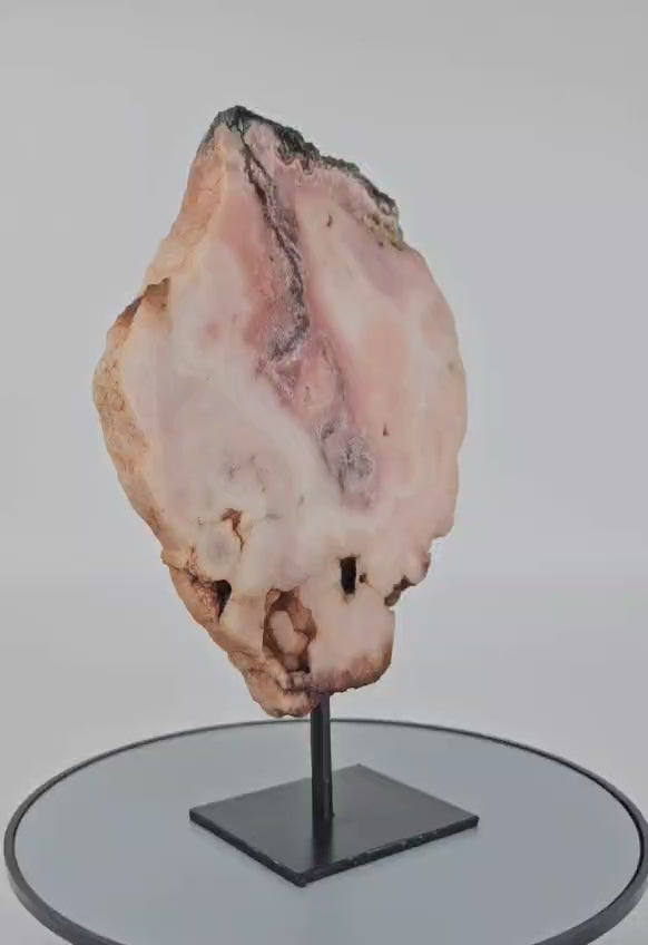 pink-amethyst-stand-video