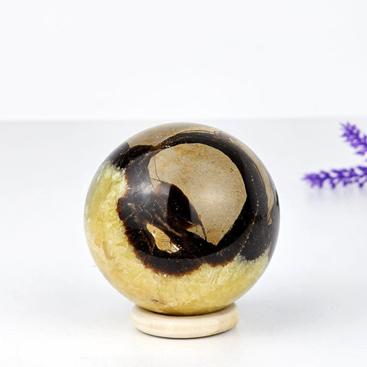 septarian-sphere-front